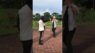 Tự vệ nhanh dao trước action fightingkungfu shortvideo võthuật martialarts indiaindonesia [upl. by Nnaitsirk]