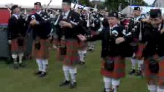 Highland pipers at the Argyllshire gathering at Oban 2007 [upl. by Ailen]