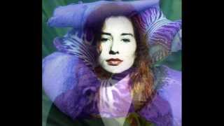 Tori Amos  Datura live [upl. by Sisile]