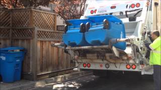 Recology rear loader on apartment recycling [upl. by Nojad]