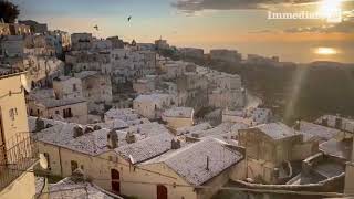 PRIMA NEVE NEL FOGGIANO IMBIANCATI I TETTI DI MONTE SANTANGELO [upl. by Nadda]