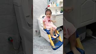 Help your toddler gain confidence with this easytouse potty training seat PottyTraining Toddler [upl. by Cristi]