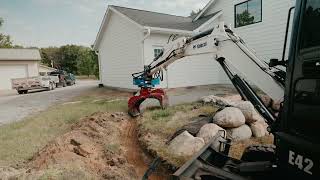 CMP Hydra Grapple on Bobcat E42 Prepping for Concrete Patio amp Apron [upl. by Lynnette]