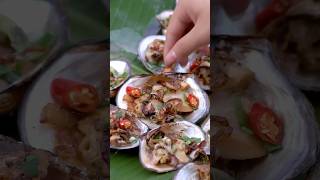 Grilled river mussels cooking shorts mukbang [upl. by Shem38]