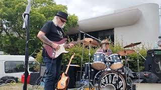 timaru comes alive with the timaru Great blues band the groove Geoff Davidson [upl. by Nnylyahs]