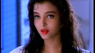 1995 Pepsi  Aamir Khan Mahima Chaudhary amp Aishwarya Rai [upl. by Balcke]