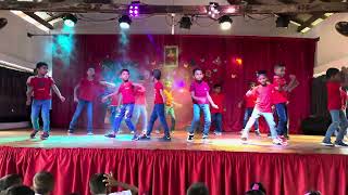 saree ke fall sa song amp Dancing kids Grade 2😍 [upl. by Etakyram118]