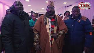 Arrivé du grand khalif des Djinns à la salle la girafe à Paris  Quel prestance  Quel accueil … [upl. by Alegnave]