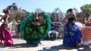 Le Séga danse de La Réunion et de Maurice La Parisienne 2012 [upl. by Anitsrhc]