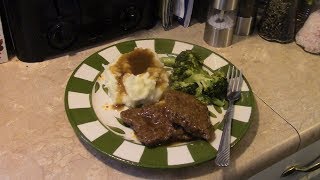 Pressure Cooker Cube Steak and Gravy [upl. by Nagard267]