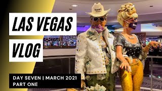 LAS VEGAS VLOG  Day 7 Part 2  Harrahs  Flamingo  Casino Royale  Grimaldis [upl. by Ainel313]