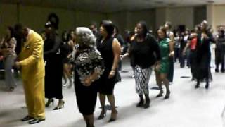 The Best of Swingout amp 2Step Christmas Gala 2009 Wobble line dance [upl. by Silohcin]