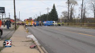 Headon crash leaves two men dead in Saginaw [upl. by Refotsirhc377]