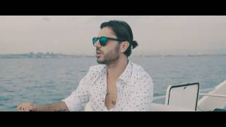 Gianni Fiorellino Lui che ne sa Official Video [upl. by Bobbi]