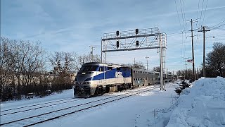 Metra F59PHI 83 west at Elgin Illinois on January 21 2024 [upl. by Potash]