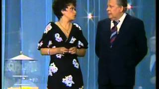 Jiřina Bohdalová a Vladimír Dvořák  dialog O kouzelnících 1979 [upl. by Ennoid]