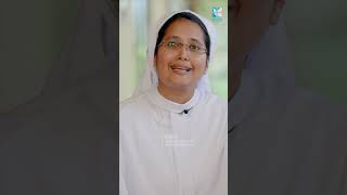 DIAMOND ന്റെ കമ്മൽ ഇട്ട് കൊതി തീർത്തു ഞാൻ  YES LORD 16  SrChristy MSMI  ShalomTV [upl. by Kassia]