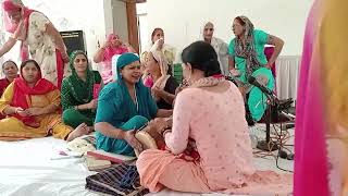 Dhire dhire mar kanha pichkari bhajan [upl. by Claiborne828]