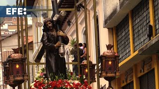 Multitudinarias procesiones de Semana Santa marcadas por el pedido de paz en Ecuador [upl. by Sheffy]