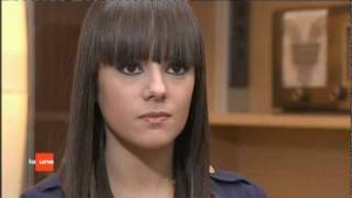 Alizée  LA UNE  Subtitulado Al Español  Interview In Bélgica 08  04  2010 [upl. by Salot]