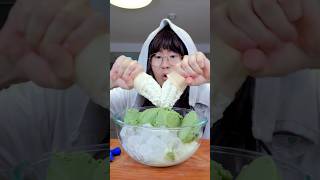 How to make Vanilla Green Tea Smoothie [upl. by Arimlede901]