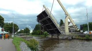 Brugopening Brug 8 Rijkevorsel Ophaalbrug Pont Basculant Drawbridge Klappbrücke [upl. by Suki560]