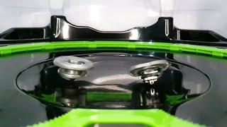 Fight133  SAGITTARIO vs SARAMANDA  Beyblade 100 Metal Ultimate Fighting [upl. by Pettit]