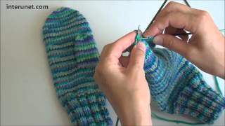 How to knit mittens  video tutorial with detailed instructions [upl. by Leeda881]