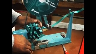 This machine makes perfect Christmas bows [upl. by Arratal]