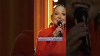 Carolin Kebekus  Der Hamster Ist Leider Tot Official Vertical Video carolinkebekus show shorts [upl. by Ecydnac]