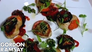 Best North African Restaurant Momo  Gordon Ramsay [upl. by Kakalina276]