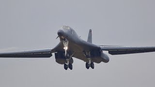 Rockwell B1B Lancer from the United States Air Force USAF arrival at RIAT 2017 AirShow [upl. by Ebarta]