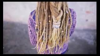 Mountain Dreads  Dreadlock Hairstyles  Using the Spiralock Bendable wire Dread tie [upl. by Brett174]