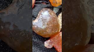 Finding Natural Agate And Carnelian Gemstones At The Mountain Unbelievable Find [upl. by Assir35]