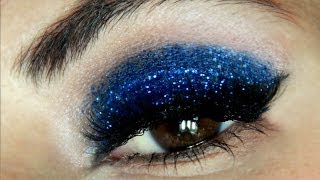 Maquillaje de Ojos Glitter o Purpurina para Carnaval 2015  Glitter Makeup  Lau [upl. by Sergio87]