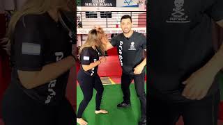 Defesa puxão de cabelo  Defesa Pessoal Feminina Krav Maga [upl. by Ailbert]