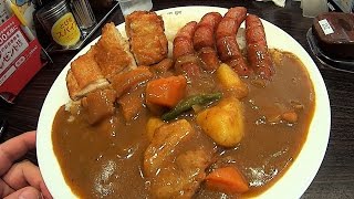 【めし動画】 CoCo壱番屋 グランドマザーカレー 400g 2辛 パリパリチキン [upl. by Giffard]