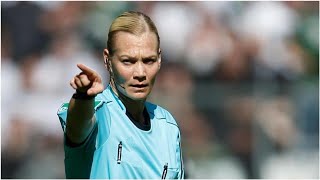 Bibiana Steinhaus quotKann kein Fußballspiel normal schauenquot [upl. by Schell]