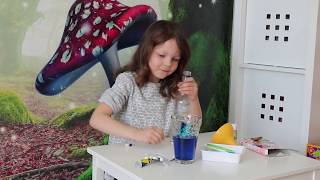 GLITZERWASSER DIY   Kinderideen spielen Spass [upl. by Novat]