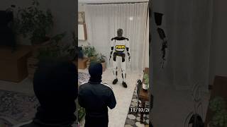 TESTO IL MIO ROBOT CONTRO UN LADRO🤖🥷Consigliami altri video da fare✅👇🏼 [upl. by Narhet94]