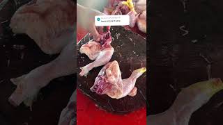 Lihat lebih dekatskill potong daging ayam cuttingskills chicken ayamsegar shorts short [upl. by Conan]