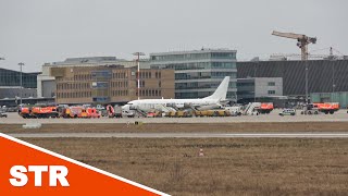 Window Cracked Big Emergency at Stuttgart Airport [upl. by Isla246]