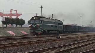 【China Railway】Freight train 46283 departed at Maanshan Railway station46283次货车马鞍山站5道发车 [upl. by Nomihs]