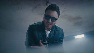 Anıl Piyancı  Döndüm Durdum Official Video [upl. by Zenda]