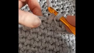 Comment faire des mailles serrées au crochet [upl. by Tizes]