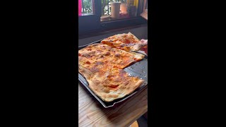 FOCACCIA SOTTILE alla PIZZAIOLAun sogno🤩 Shorts [upl. by Brigit]