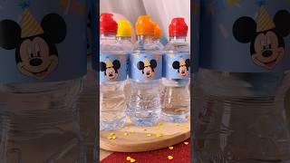 Cómo decorar botellitas de agua de Mickey Mouse con imprimibles para fiestas de cumpleaños diy [upl. by Oslec]