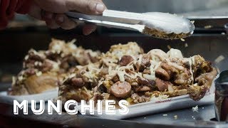 Las perras de Medellín  Enciclopedia de la comida latinoamericana [upl. by Atsirk]