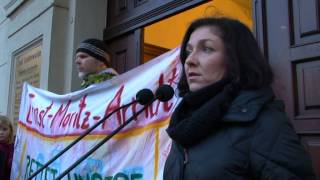 ErnstMoritzArndtGrundschule Demo vor dem Rathaus [upl. by Yelsehc]