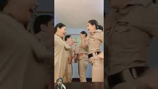 Mahila 👯 police 🚓 thana 🏤👈🤣 main hua 🤣 dance [upl. by Nivrek]